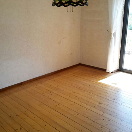 ausgeräumtes Esszimmer