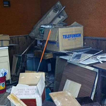 coller chaotischer Keller